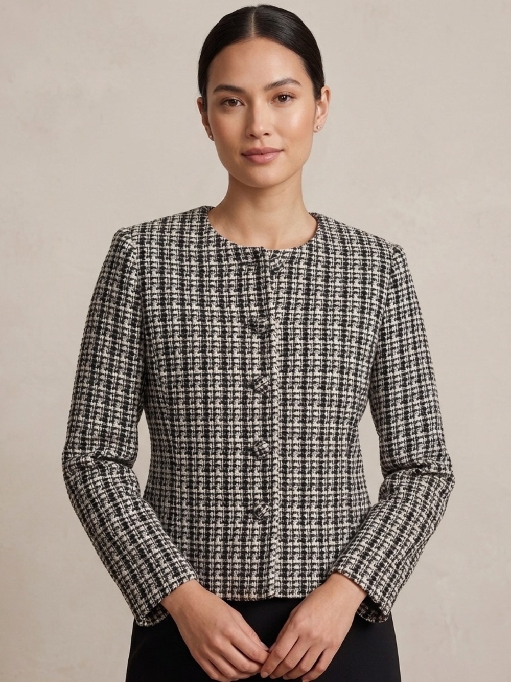 Aritzia Babaton Sz 4 Tweed Black And White Quiet Luxury Blazer